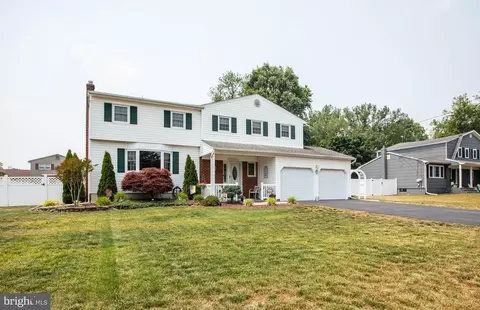 627 Paxson Ave, Hamilton, NJ 08619