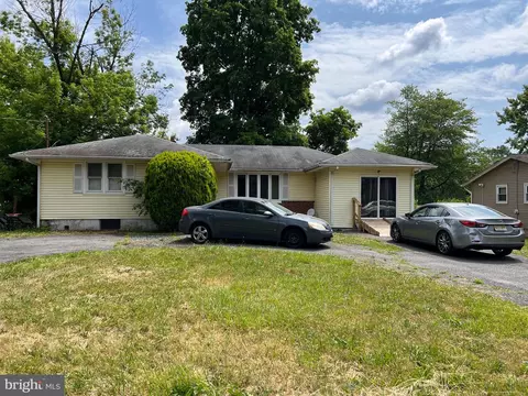56 Saint Paul Ave, Trenton, NJ 08638