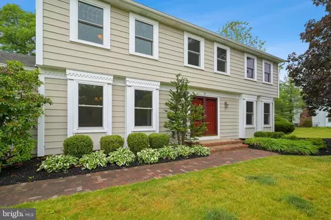 17 Brookfield Way, West Windsor, NJ 08550
