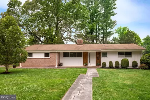 28 Pardoe Rd, Princeton, NJ 08540