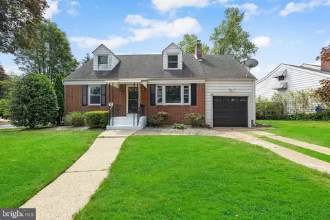 20 Bradway, Ewing, NJ 08618