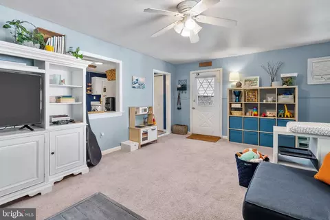25 Downing, Ewing, NJ 08628 photo 5