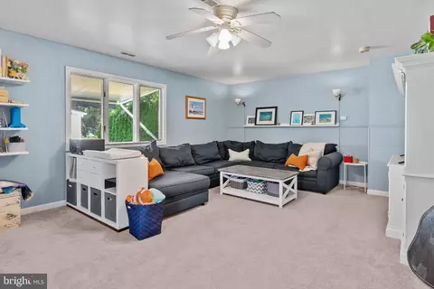 25 Downing, Ewing, NJ 08628 photo 4