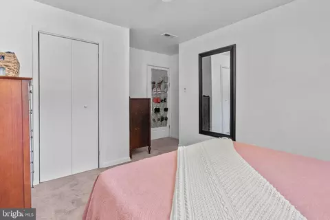 25 Downing, Ewing, NJ 08628 photo 17