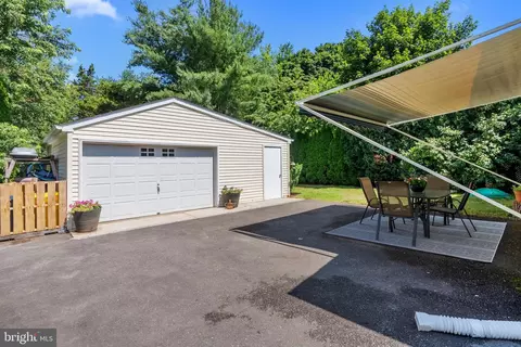 25 Downing, Ewing, NJ 08628 photo 18