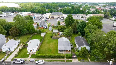 1612 6th St, Ewing, NJ 08638