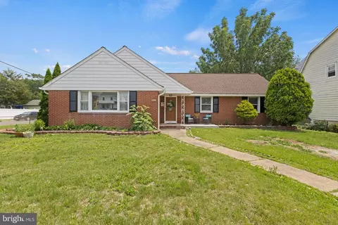 2149 Liberty St, Hamilton, NJ 08629