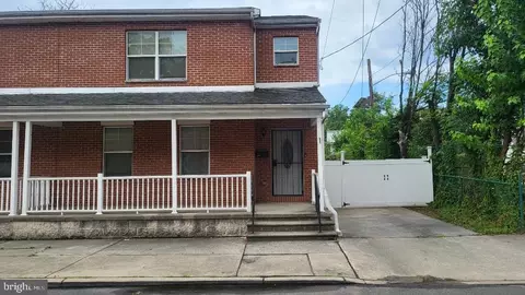 135 Passaic St, Trenton, NJ 08618