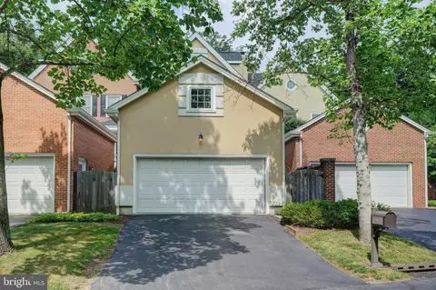 9 Governors Ln, Princeton, NJ 08540