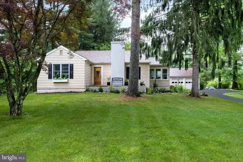 59 Moores Mill Mount Rose Rd, Hopewell, NJ 08525