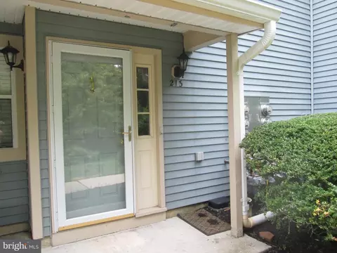 213 Andover Pl, Robbinsville, NJ 08691
