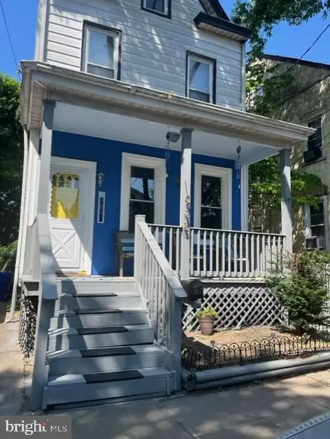 823 Revere Ave, Trenton, NJ 08629