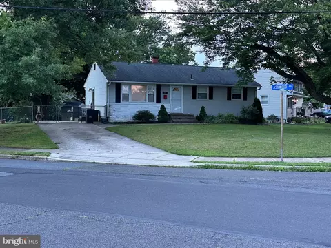 85 Englewood Blvd, Hamilton, NJ 08610