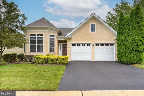 37 Galileo Dr, Cranbury, NJ 08512