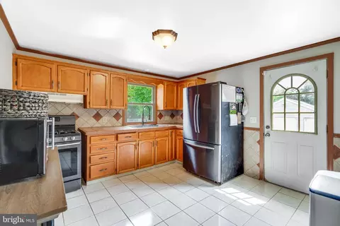 209 Kuser Rd, Hamilton, NJ 08619 photo 7