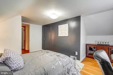 209 Kuser Rd, Hamilton, NJ 08619 photo 12