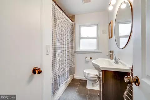 209 Kuser Rd, Hamilton, NJ 08619 photo 10