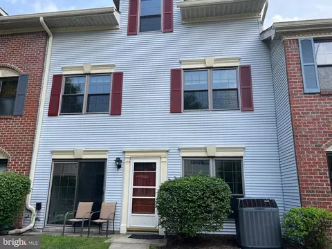 90 Drewes Ct, Trenton, NJ 08648