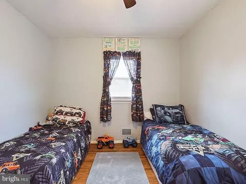 8 Wickford, Ewing, NJ 08618 photo 14