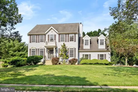 25 Wildflower Trl, Robbinsville, NJ 08691