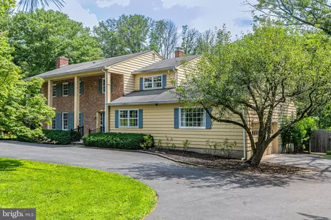 197 Brookstone Dr, Princeton, NJ 08540