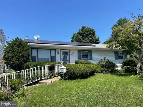 126 Quimby Ave, Hamilton, NJ 08610