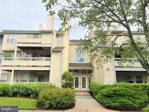 308 Trinity Ct #6, Princeton, NJ 08540