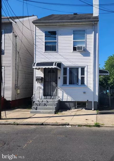 29 Passaic St, Trenton, NJ 08618