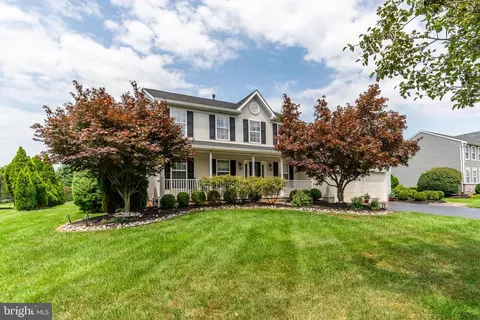 24 Amberfield Rd, Robbinsville, NJ 08691