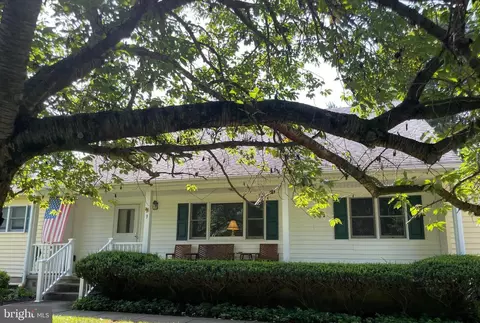 3 Woodfern Ave, Ewing, NJ 08628
