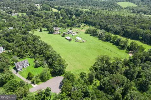 40 Dublin Rd, Pennington, NJ 08534