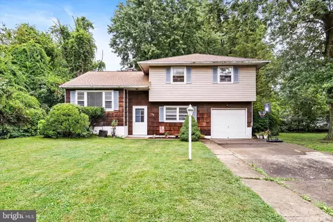 338 Ewingville Rd, Ewing, NJ 08638
