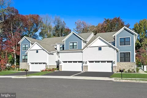 45 Sportsman Blvd, Hamilton, NJ 08690