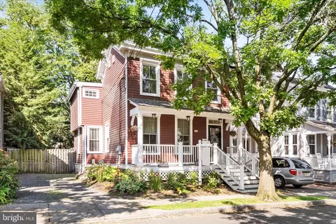 28 Chestnut St, Princeton, NJ 08542