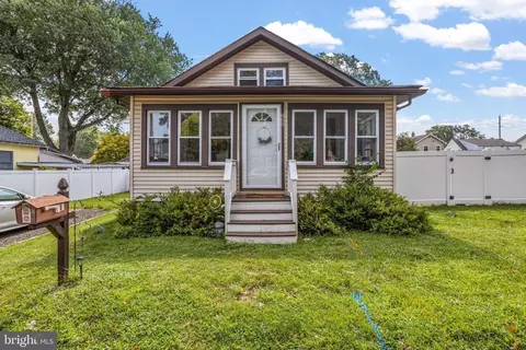 232 Watson Ave, Hamilton, NJ 08610