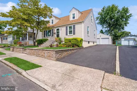 732 Trumbull Ave, Lawrenceville, NJ 08648