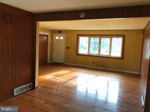 46 Dawes, Ewing, NJ 08638 photo 3