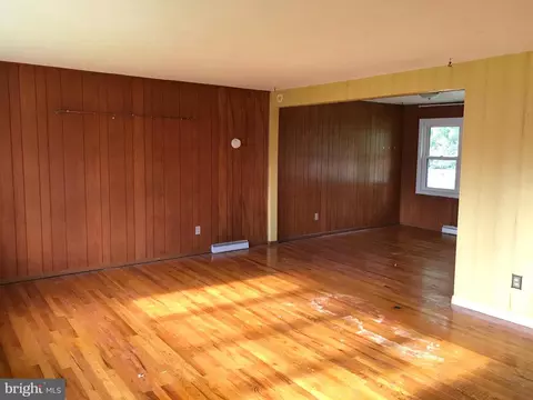 46 Dawes, Ewing, NJ 08638 photo 2