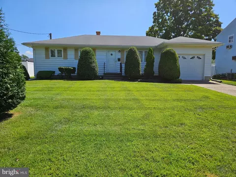 2250 Yardville Hamilton Square Rd, Hamilton, NJ 08690