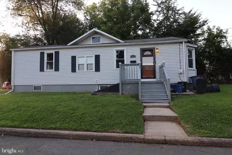 551 Lafayette Ave, Ewing, NJ 08628 photo 3