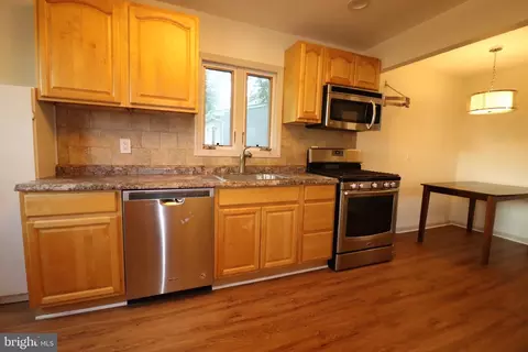 551 Lafayette Ave, Ewing, NJ 08628 photo 16