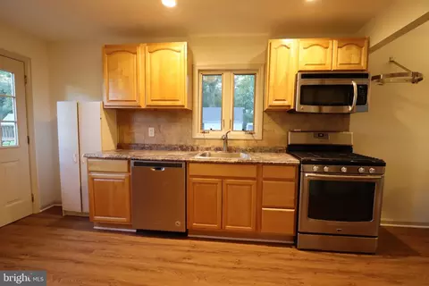 551 Lafayette Ave, Ewing, NJ 08628 photo 24