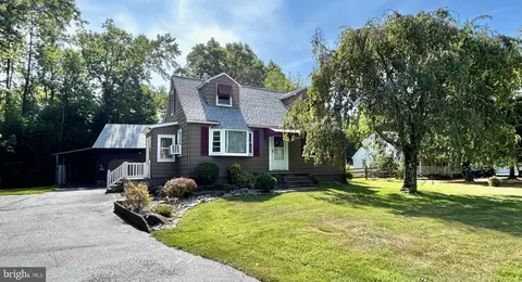 110 Robbinsville Edinburg Rd, Robbinsville, NJ 08691