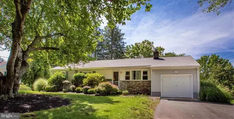 143 Church Rd, Titusville, NJ 08560