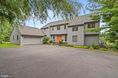 60 Harbourton Woodsville Rd, Pennington, NJ 08534