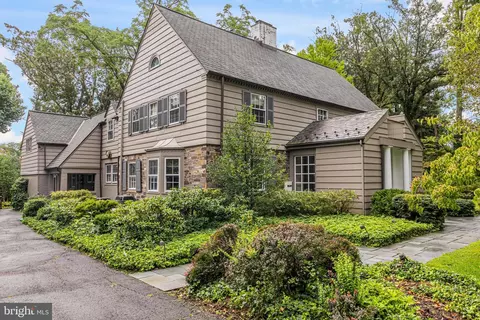 90 Olden Ln, Princeton, NJ 08540