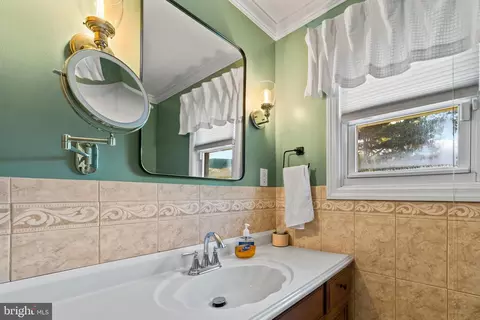 8 Spring Valley Ln, Ewing, NJ 08638 photo 18