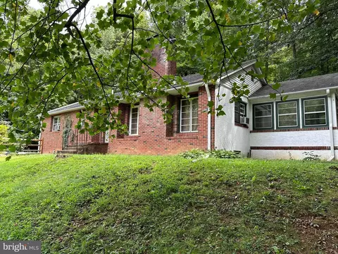 561 State Rd, Princeton, NJ 08540