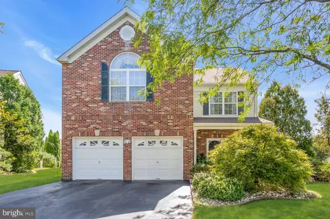 31 Granite Rd, Hightstown, NJ 08520