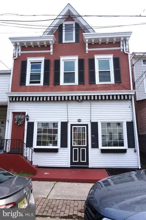 558 2nd St, Trenton, NJ 08611